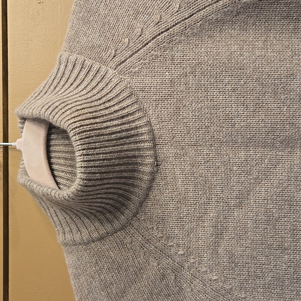 Reformation Garrett Cashmere Oversized Turtleneck Size XS - Picture 6 of 8